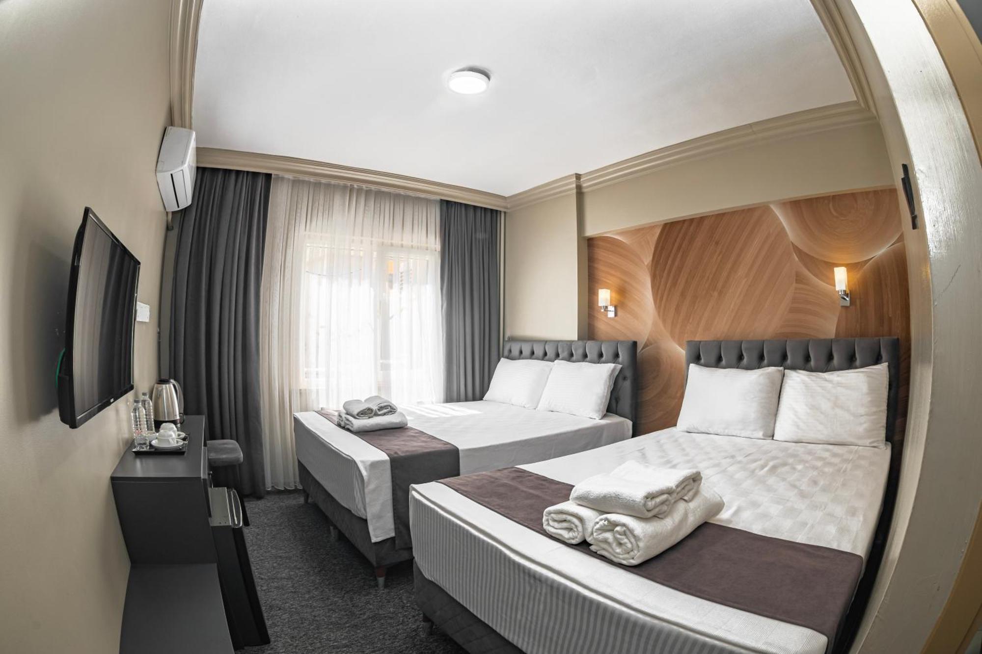 Bursa Loyal City Hotel Exterior foto