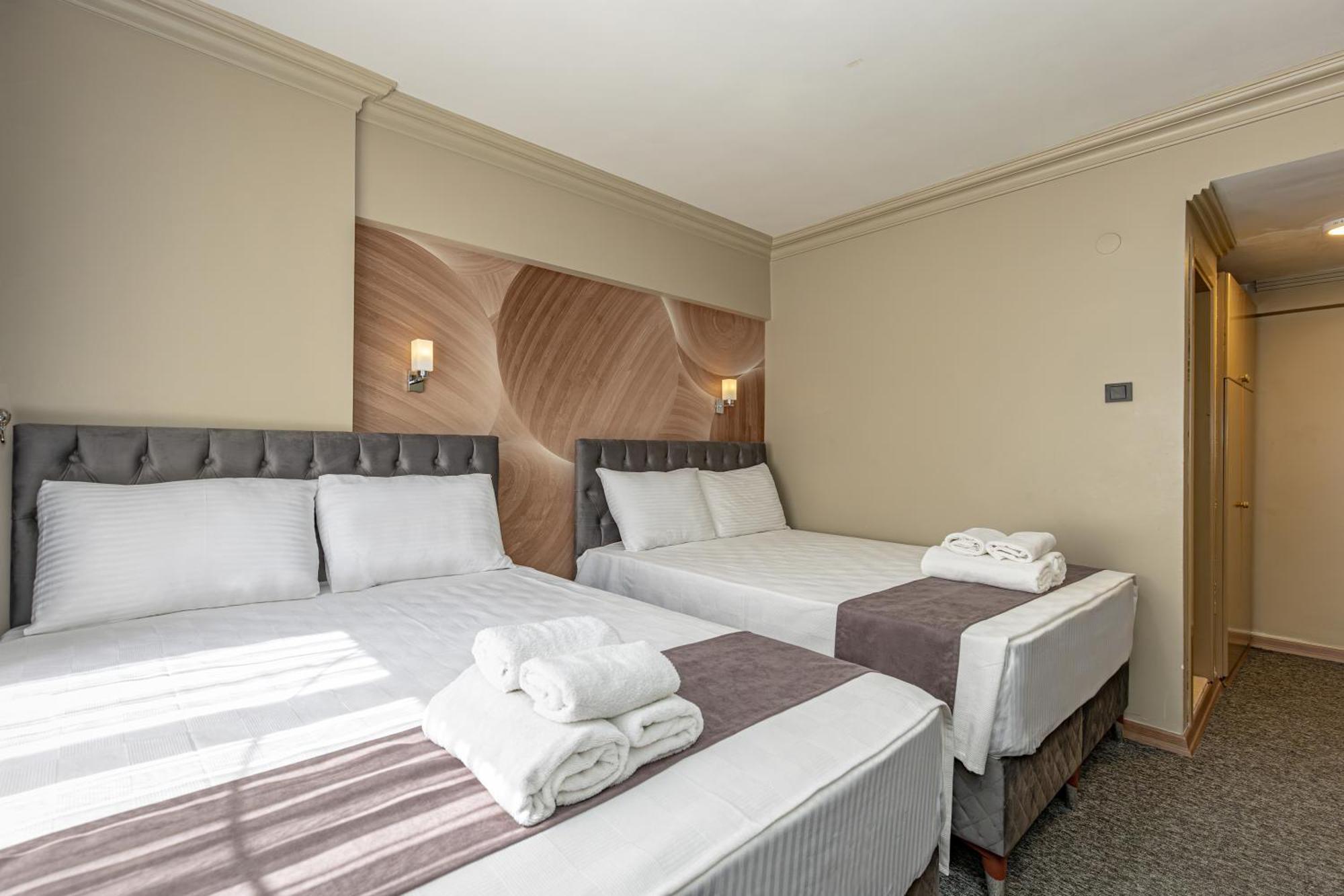 Bursa Loyal City Hotel Exterior foto