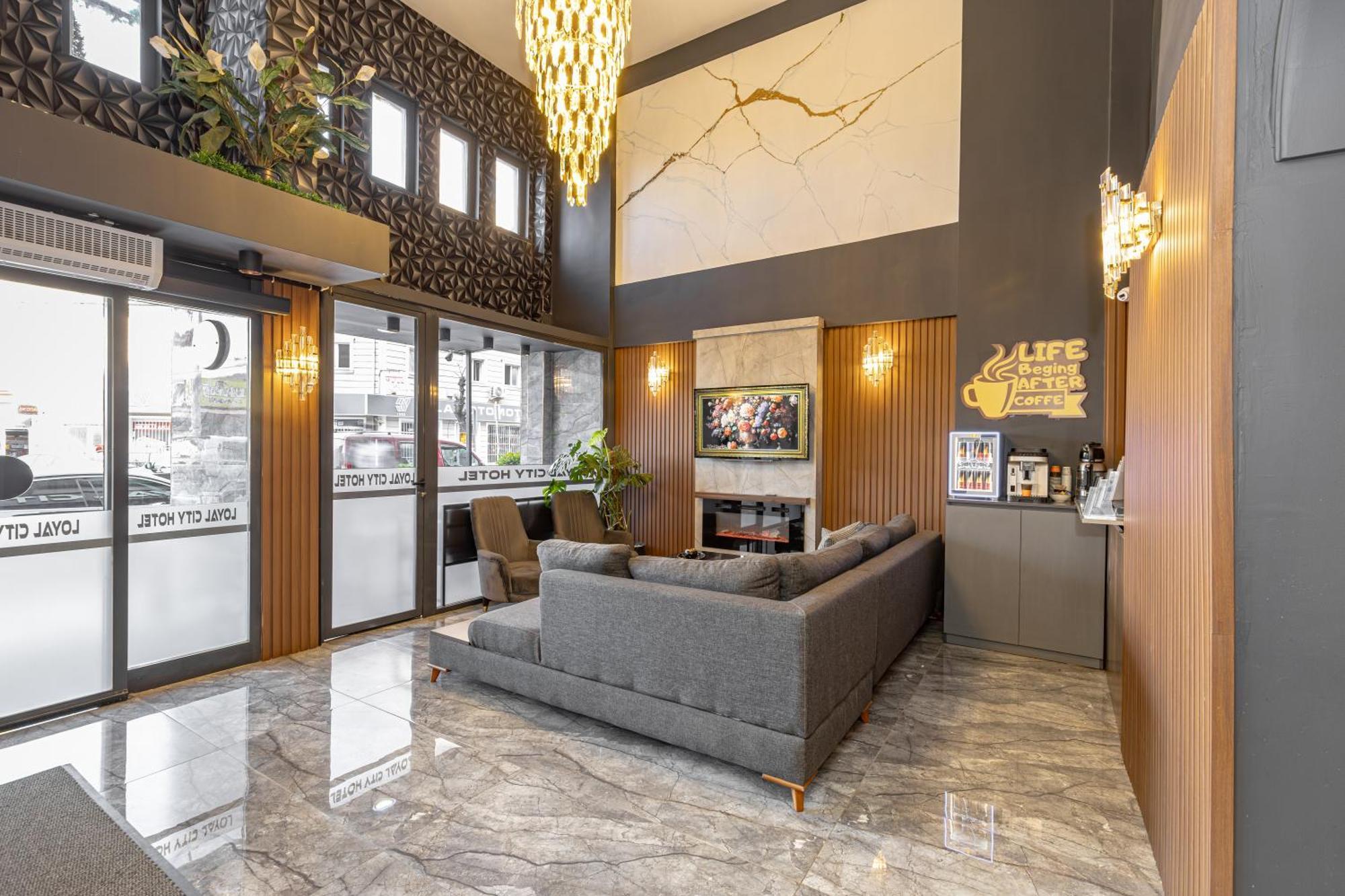 Bursa Loyal City Hotel Exterior foto