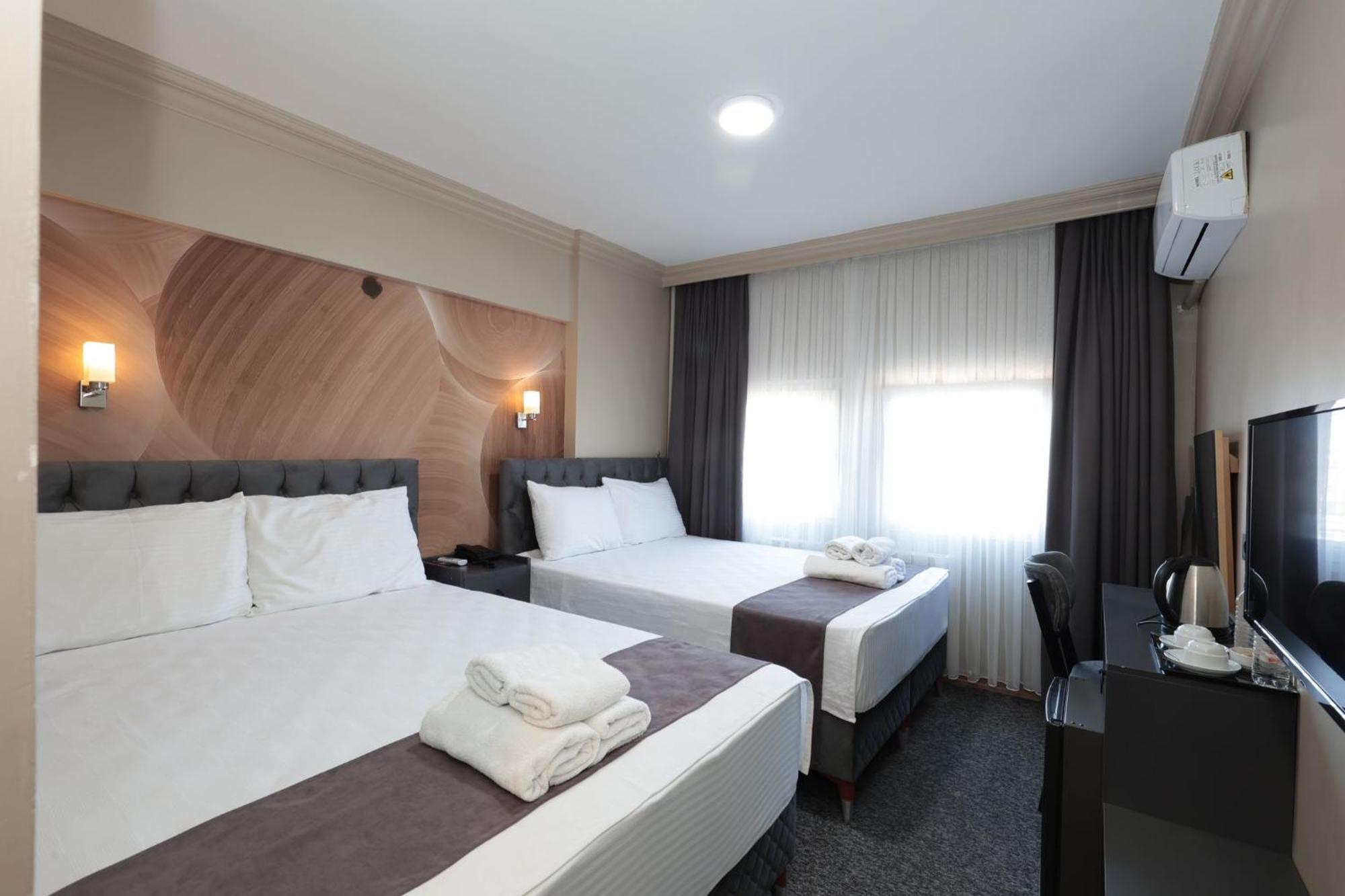 Bursa Loyal City Hotel Exterior foto