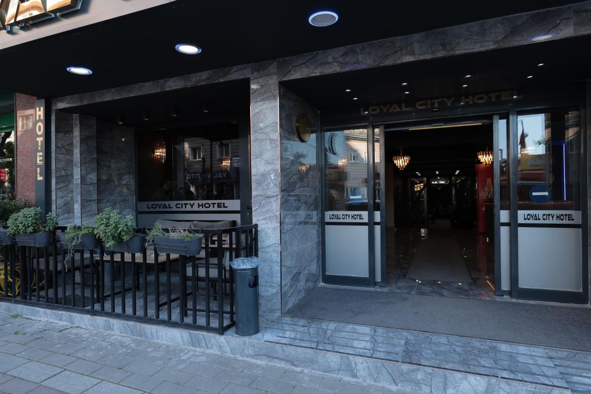 Bursa Loyal City Hotel Exterior foto